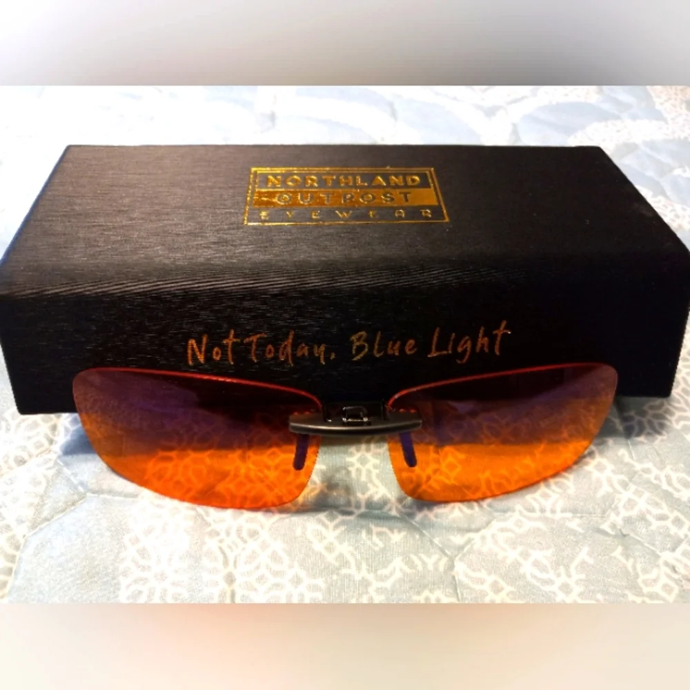 Blue light clip-on eyeglass shield